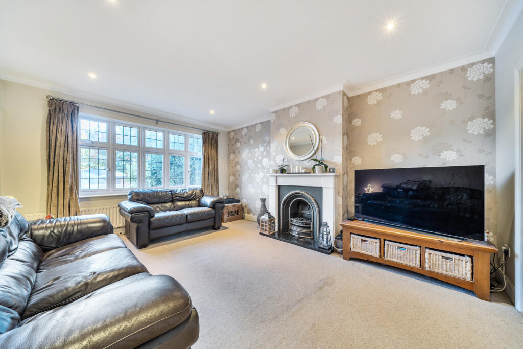 House in London - View 2