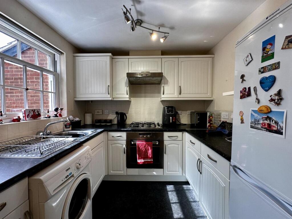 Flowers Yard, Chippenham - View 4