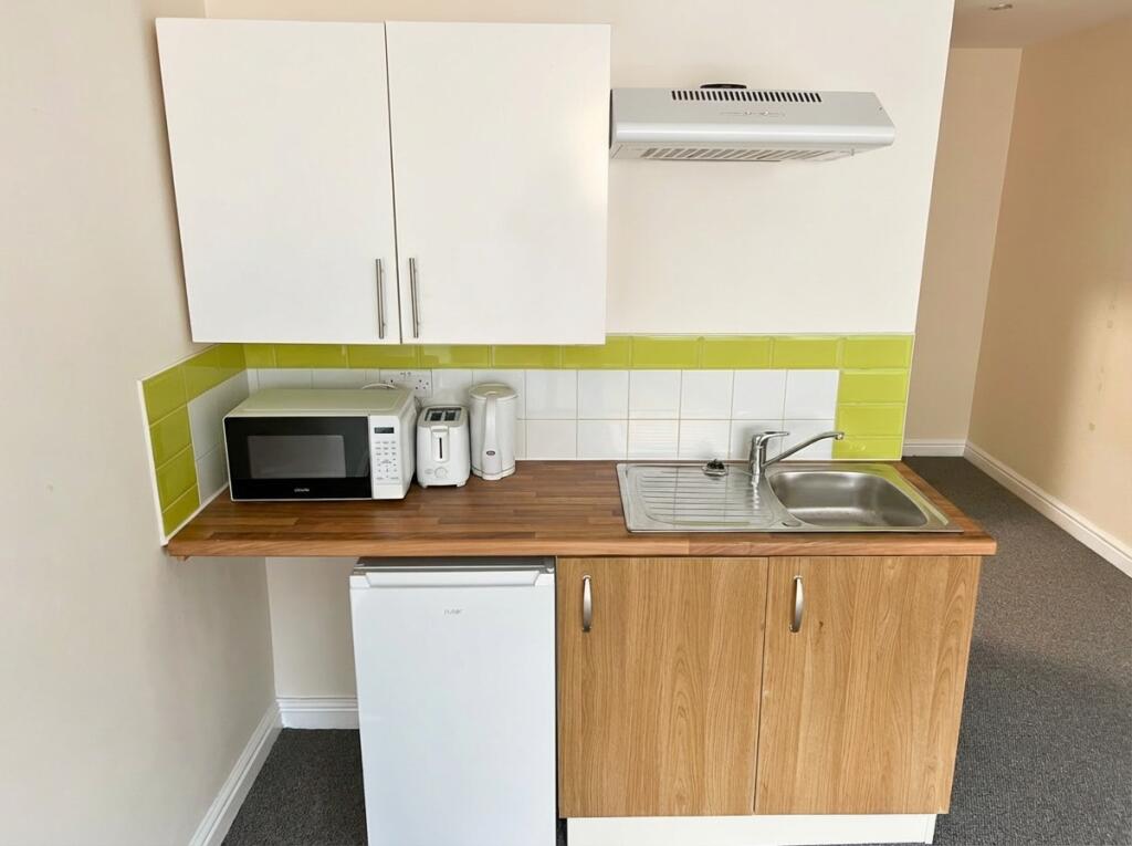 Studio flat for rent