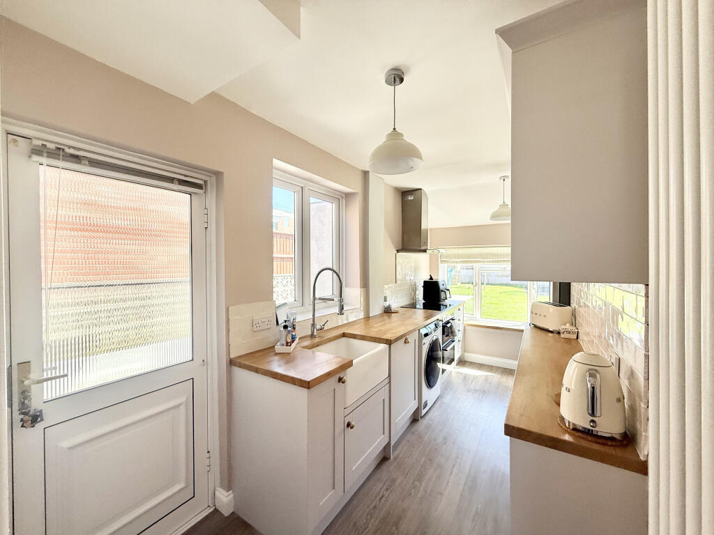 Richmond Road, Yeovil, Somerset - More
