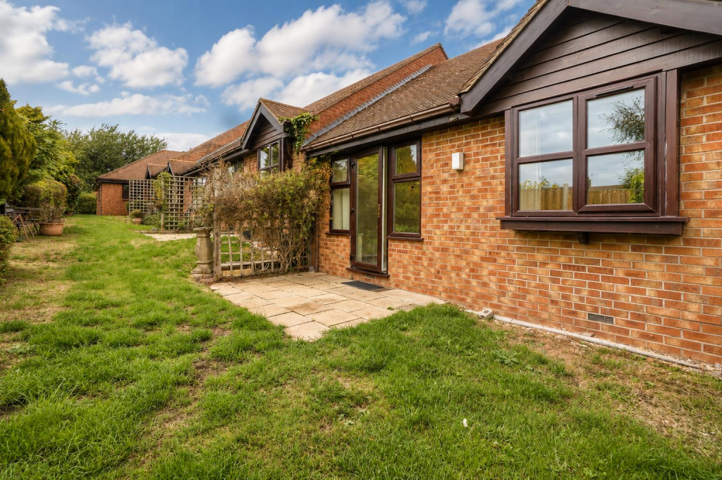 House in Rushcliffe, Keyworth - View 2