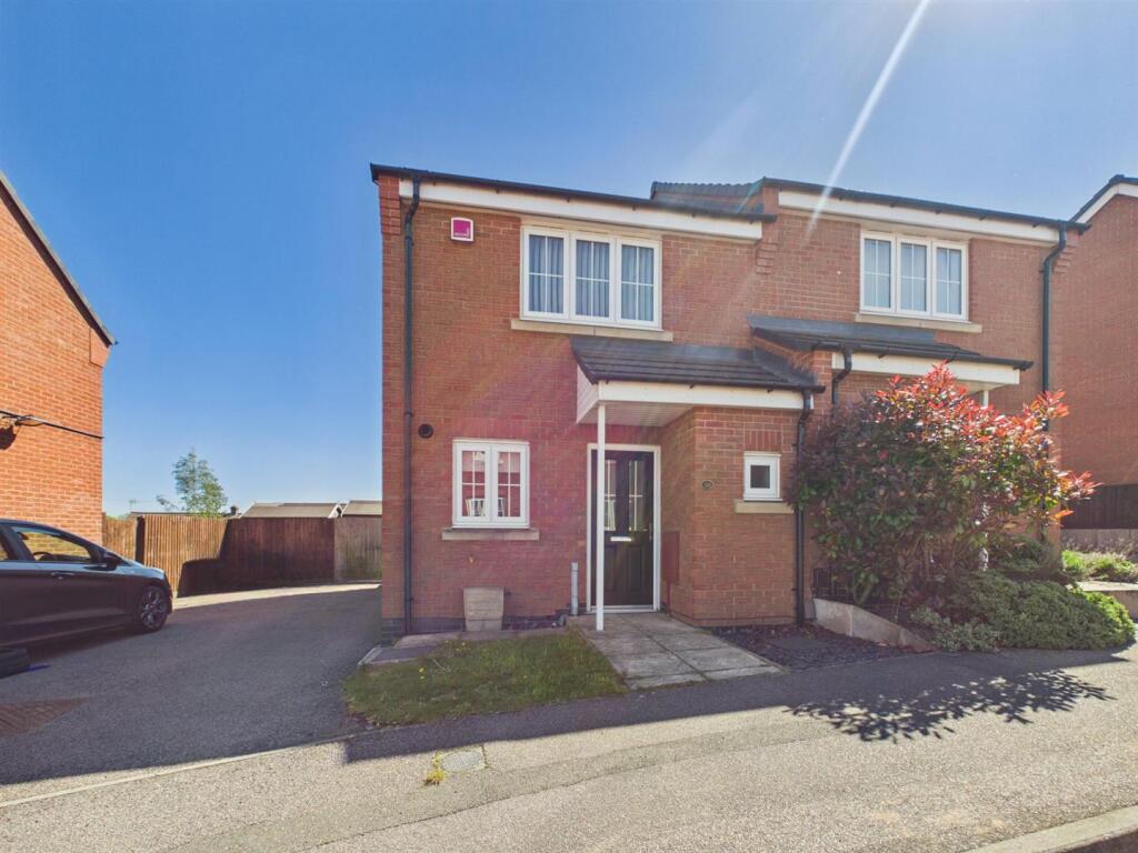 Main image of property: Crowson Close, Shepshed, LE12 9FD