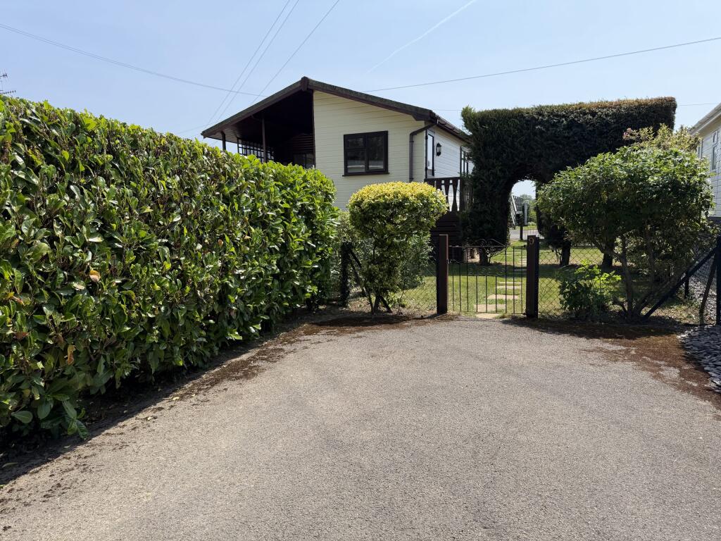 House in Maidstone, Yalding