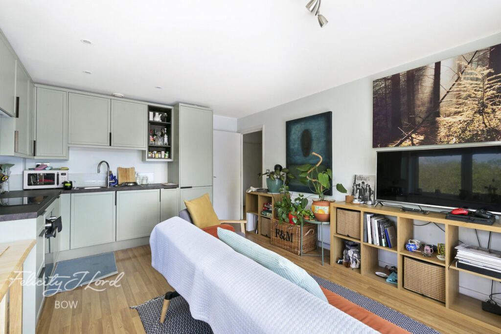 Apartment in London - More