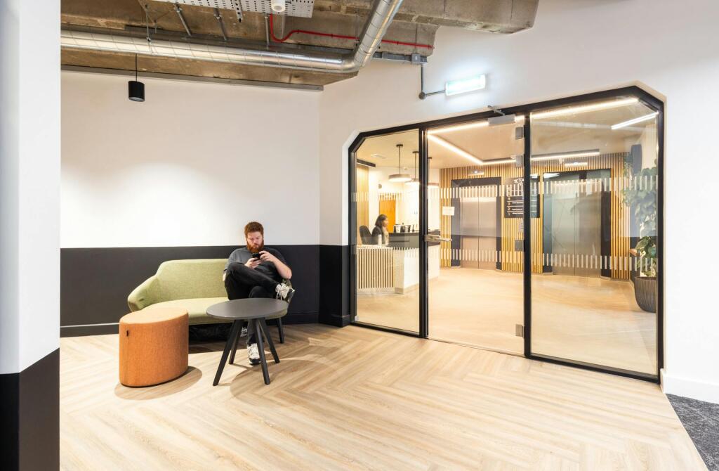 Avent_Bull Wharf_LowRES_28.jpg