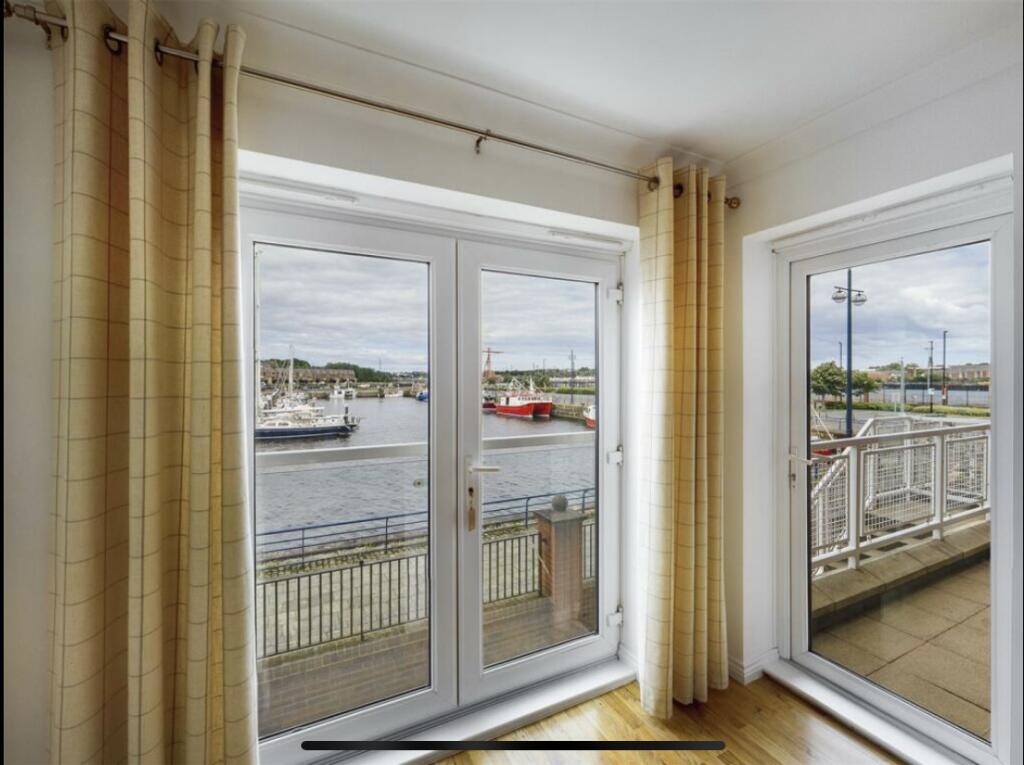 Apartment in North Tyneside, North East - View 4