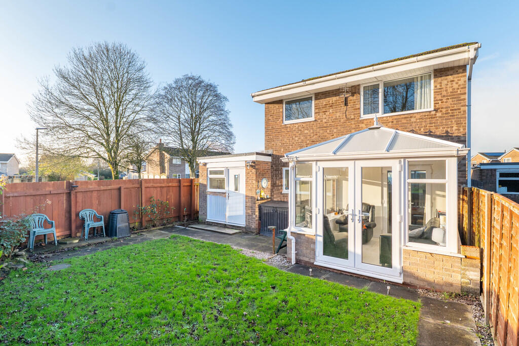 Hazel Close, Penwortham photo 2