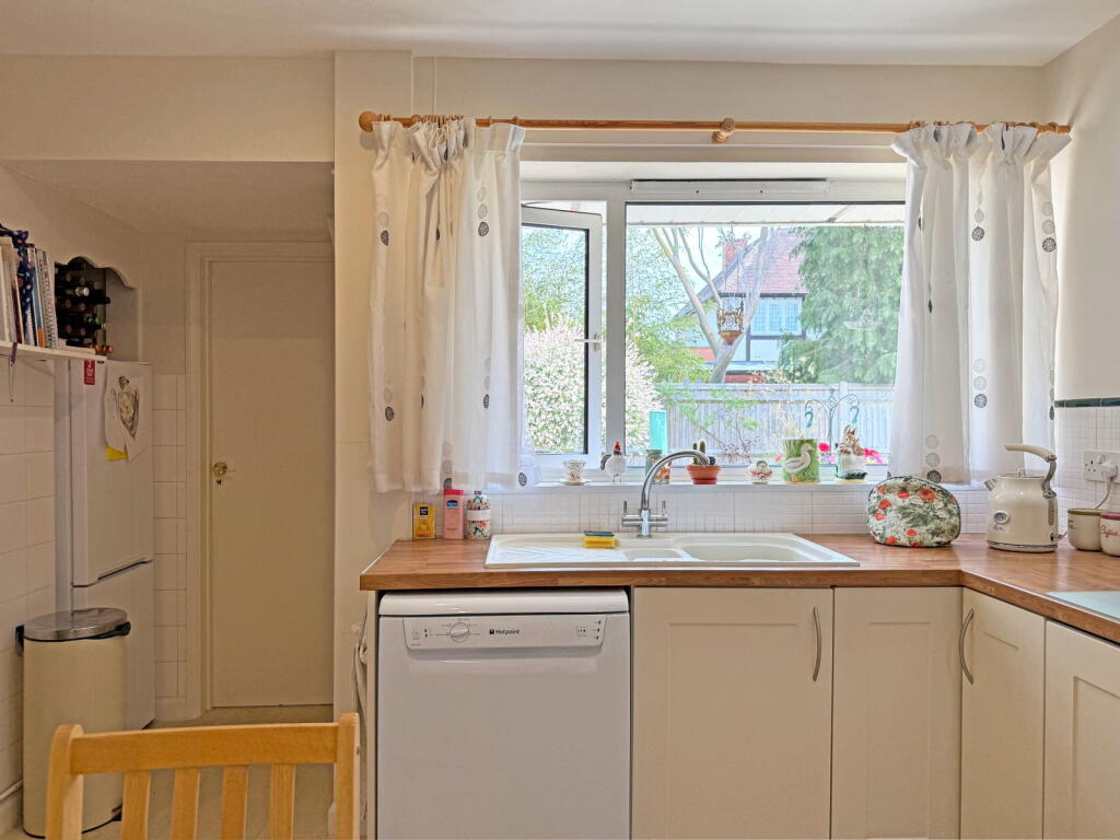 House in Milton Keynes - View 4