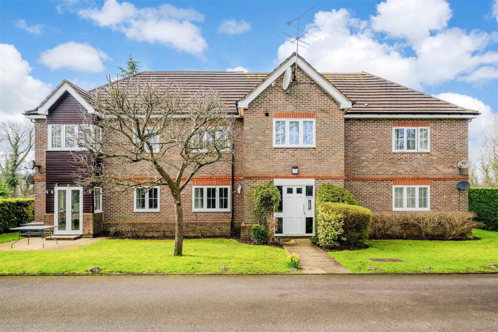 Main image of property: Corner Farm Close, Tadworth