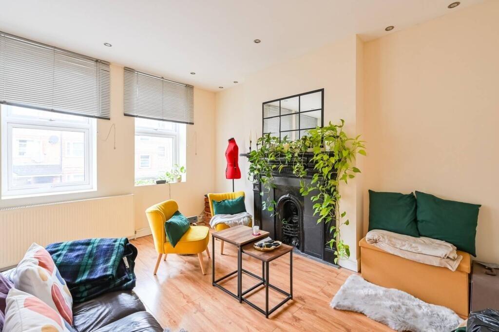 Main image of property: Tottenham Lane London N8