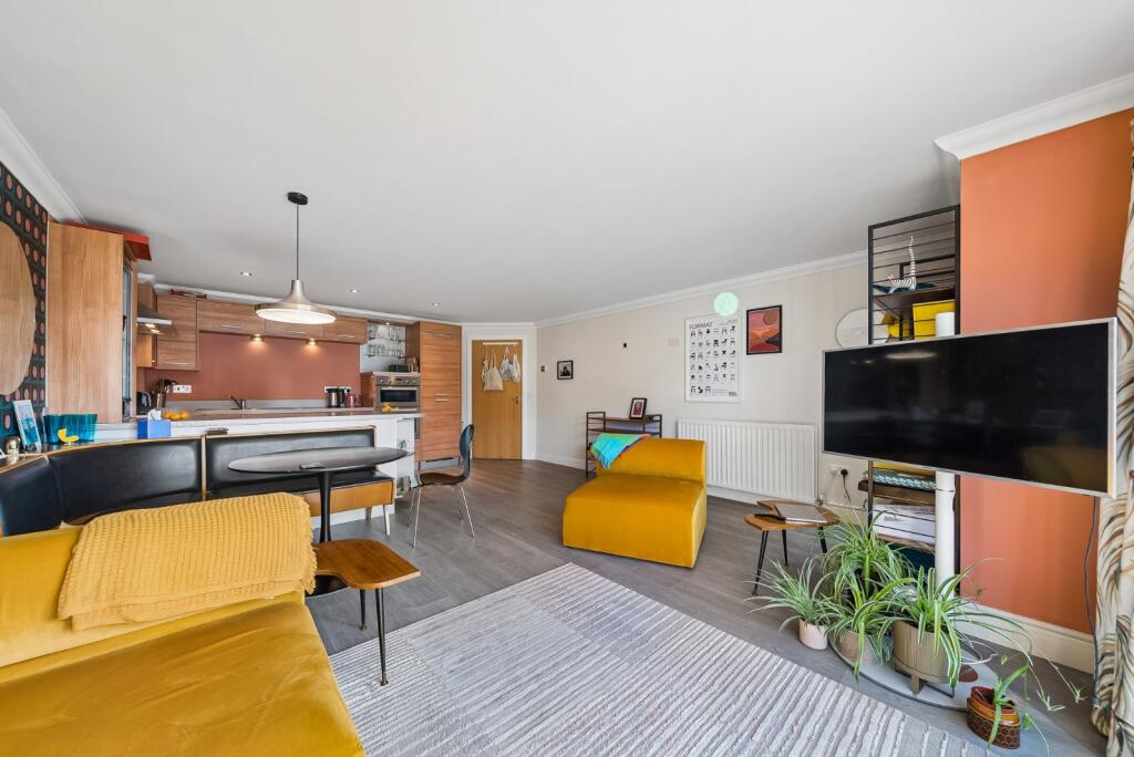 Apartment in Glasgow - View 4