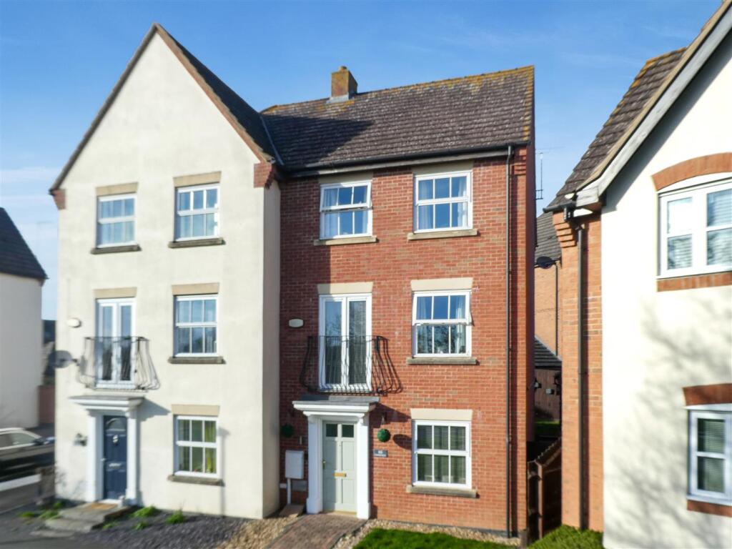 Colindale Street, Monkston Park, Milton Keynes photo 2