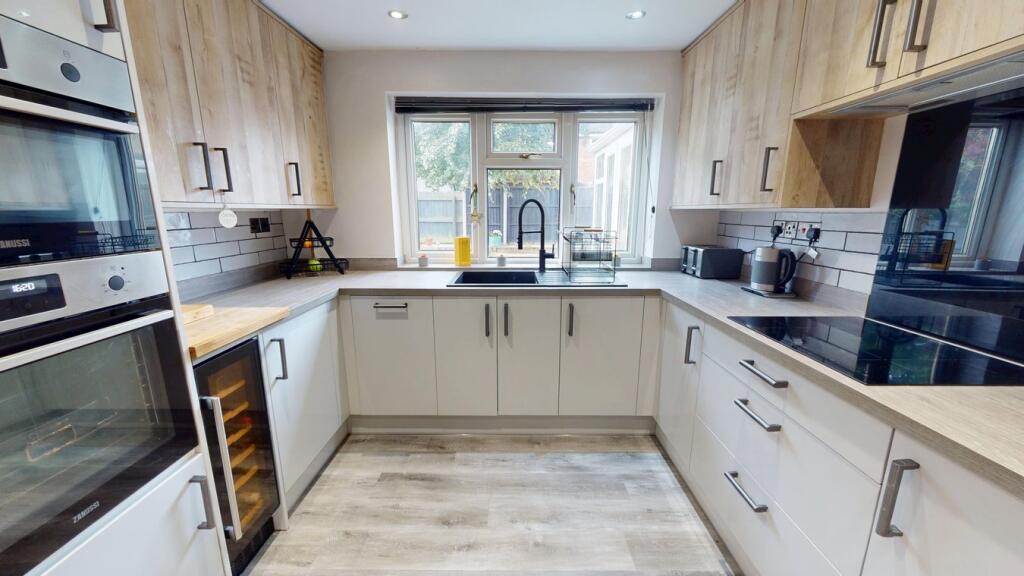 Church Lane, Bessacarr, Doncaster, DN4 photo 2