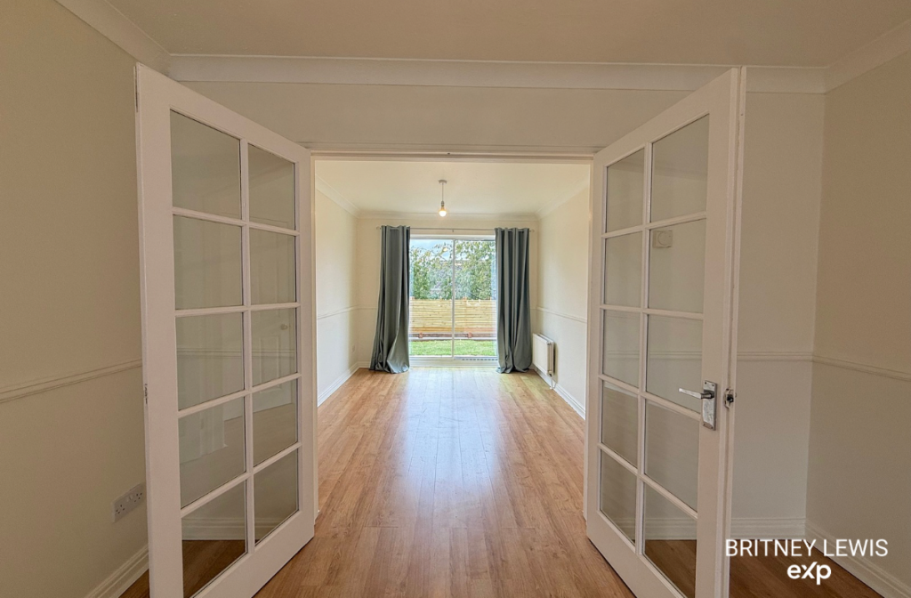 House in East Staffordshire, Brizlincote - View 4
