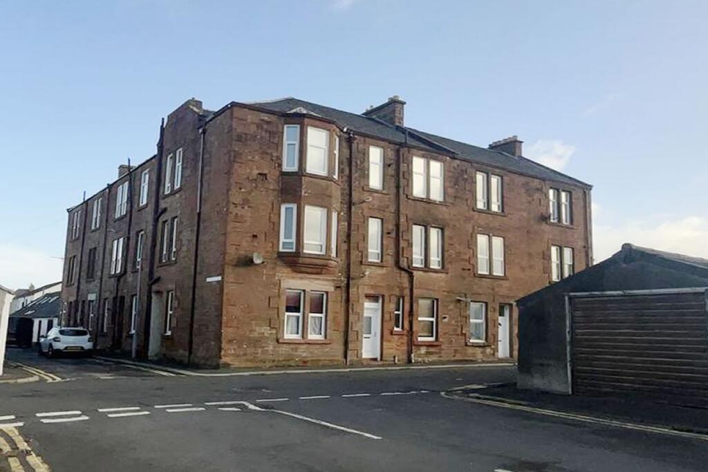 Main image of property: 16, Ailsa Building, Kirkwood Place, Girvan, KA260AU