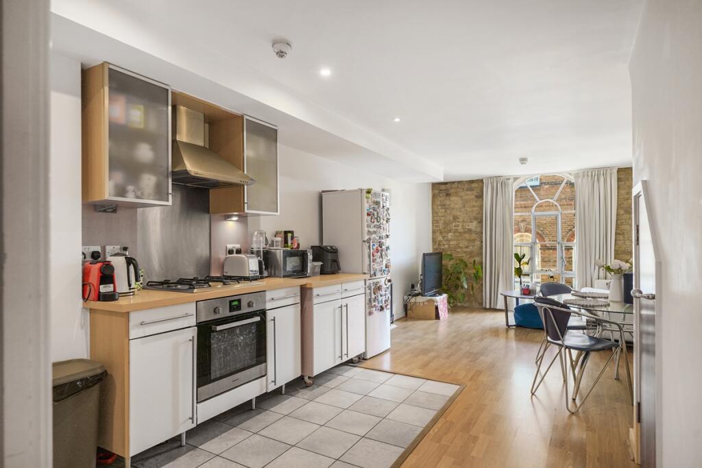 Main image of property: Hopton Road, London, SE18