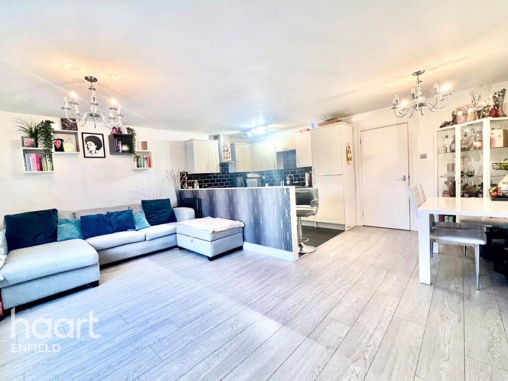 Main image of property: Turners Hill, Waltham Cross