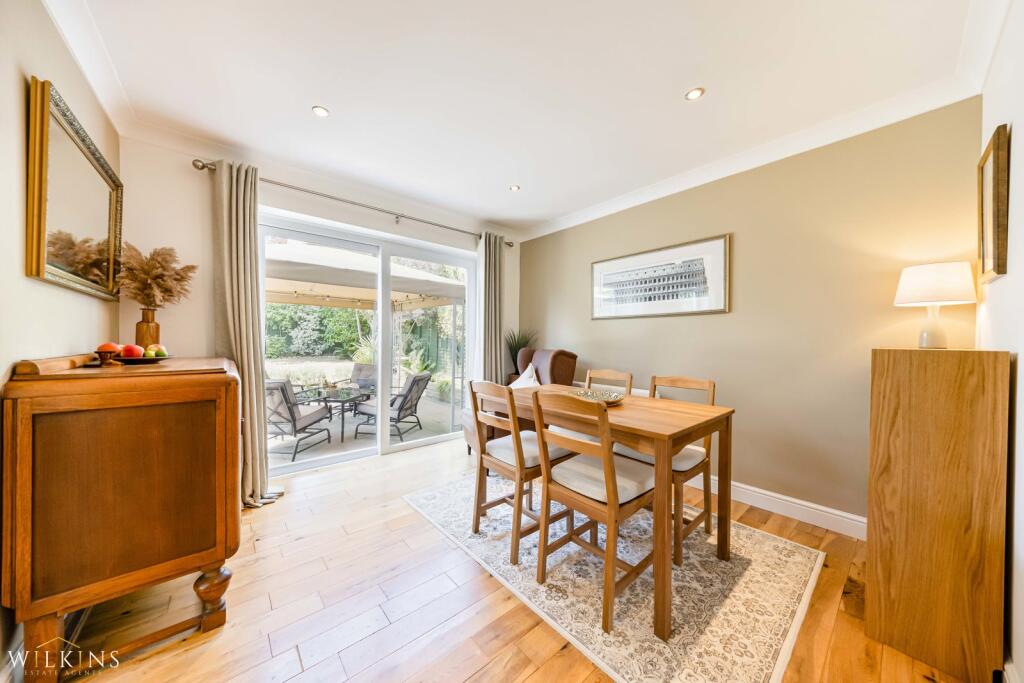 House in Tamworth, Staffordshire - More