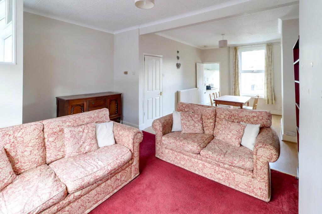 Blenheim Road, Reading - View 2