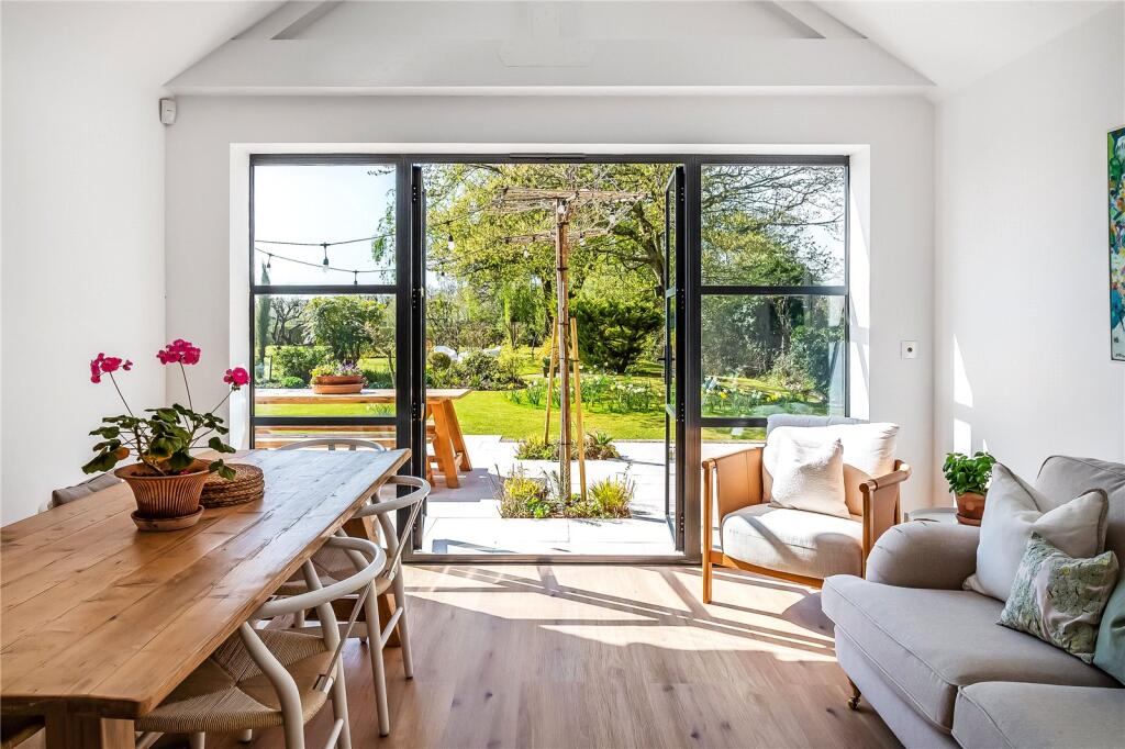 House in Tandridge, Crowhurst - View 4