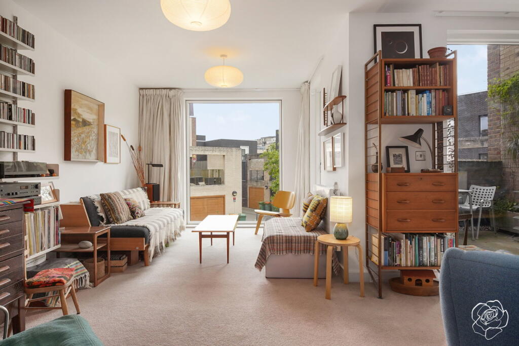 Main image of property: Potters Row, Stratford, E20