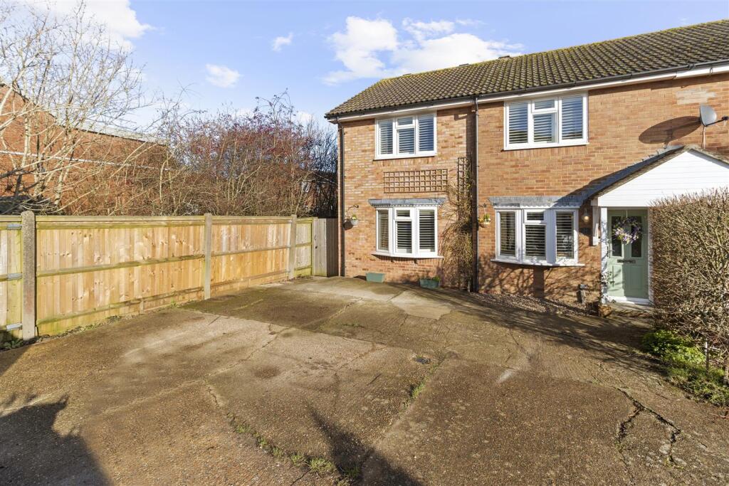 Main image of property: Quinnell Drive, Hailsham