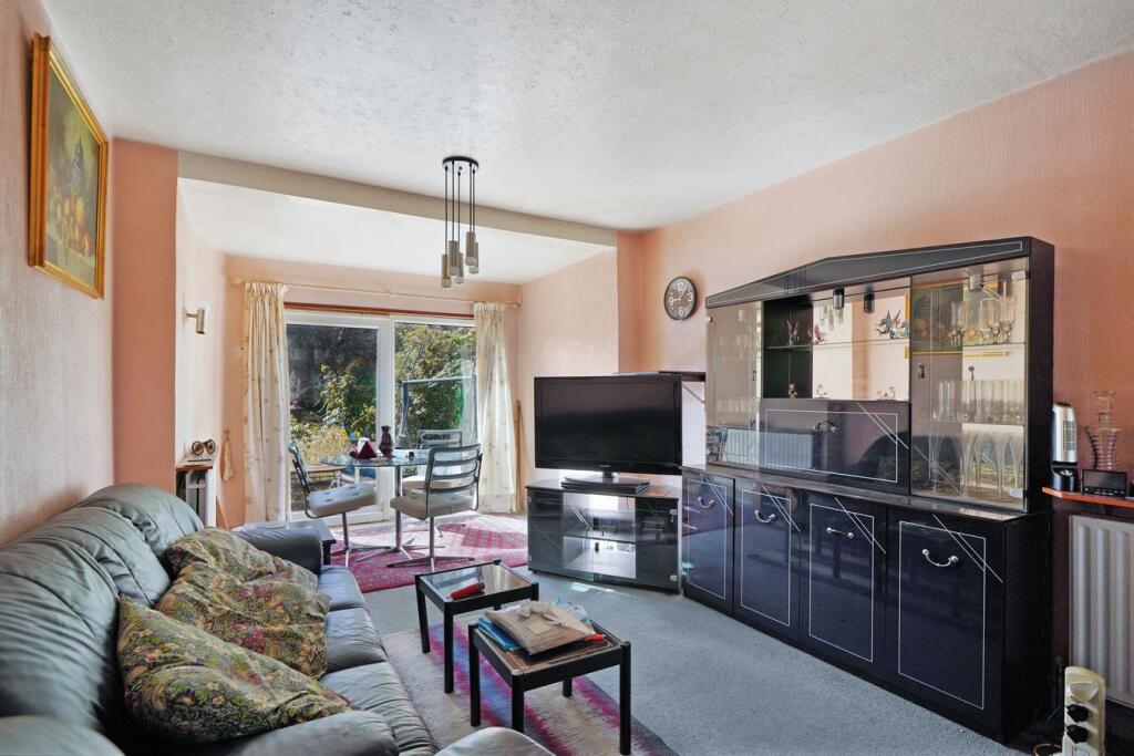 House in Harrow - View 5