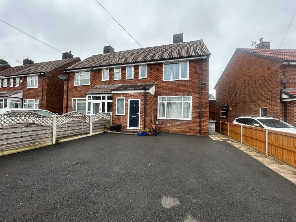 Main image of property: Redlands Road, Solihull, West Midlands, B91 2LU