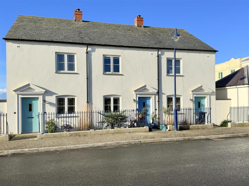 Main image of property: Gwarak Esels, Nansledan, Newquay