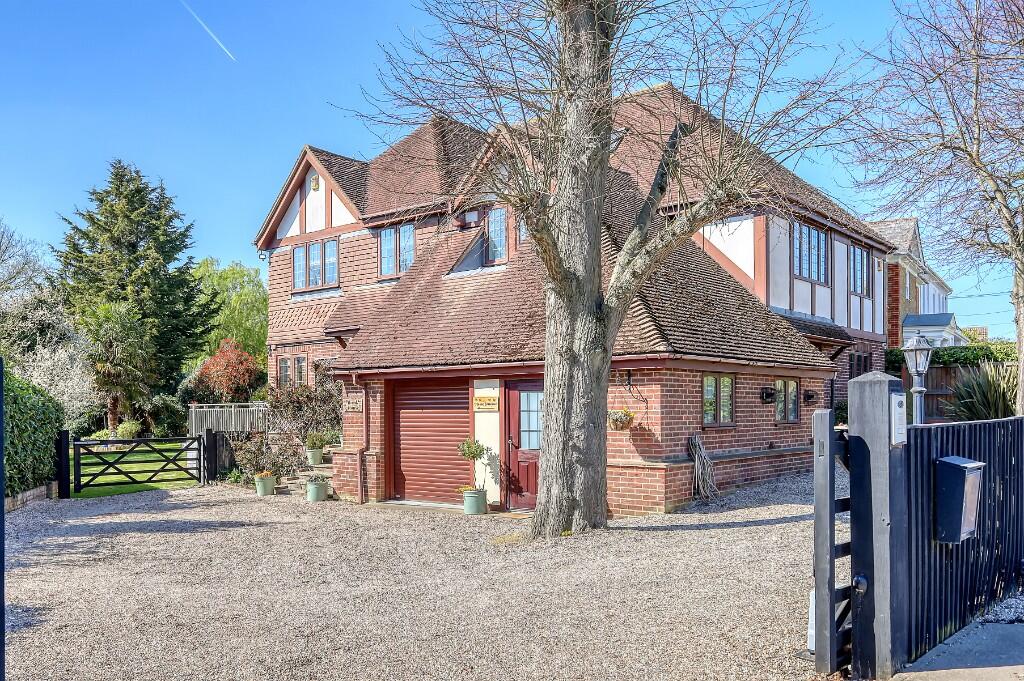 Main image of property: Church Road, Ramsden Bellhouse, Billericay, CM11 1RH