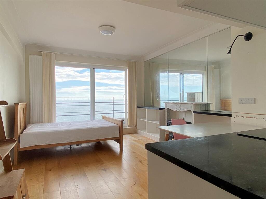 Main image of property: Kings Road - Stunning Sea Views