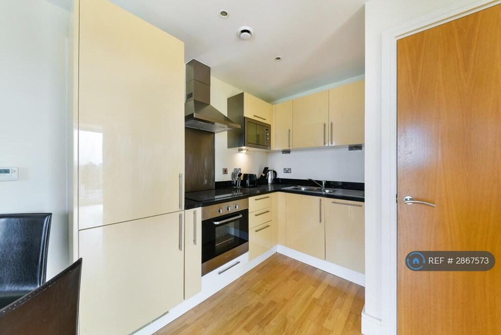 Main image of property: Denison House, London, E14