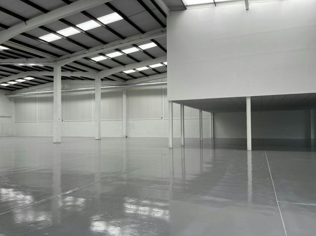 Unit 1AB - Warehouse2.JPG
