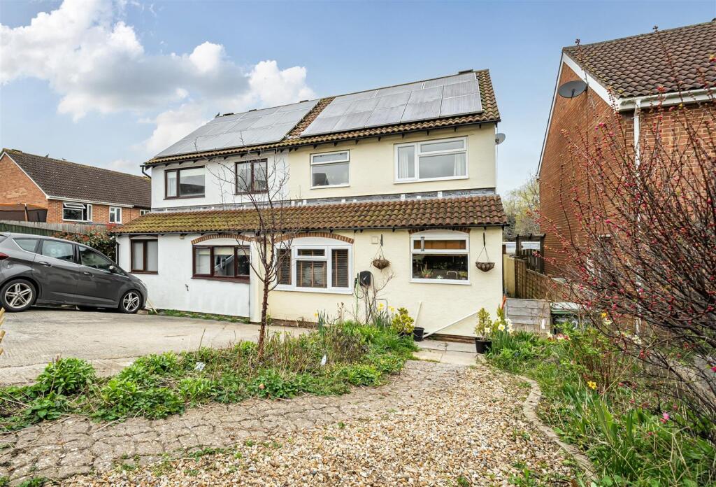 Main image of property: Linnet Way, Frome