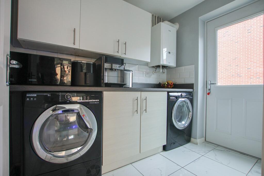 Charlock Close, Witham St. Hughs, Lincoln - View 6