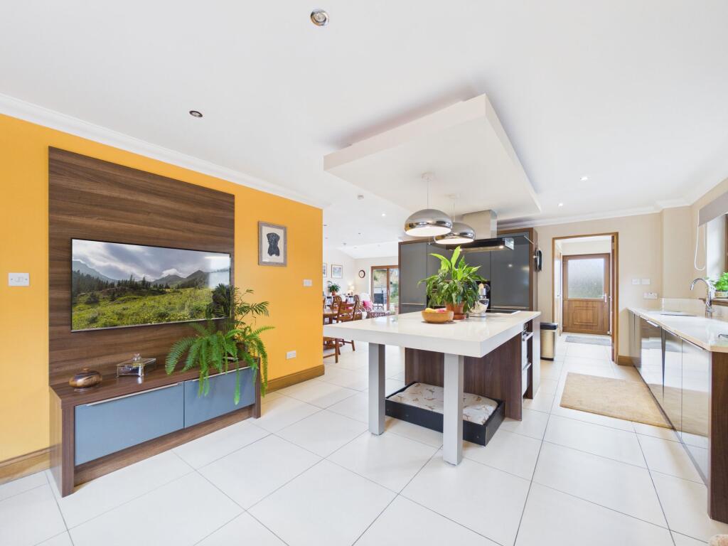 House in Motherwell - View 5