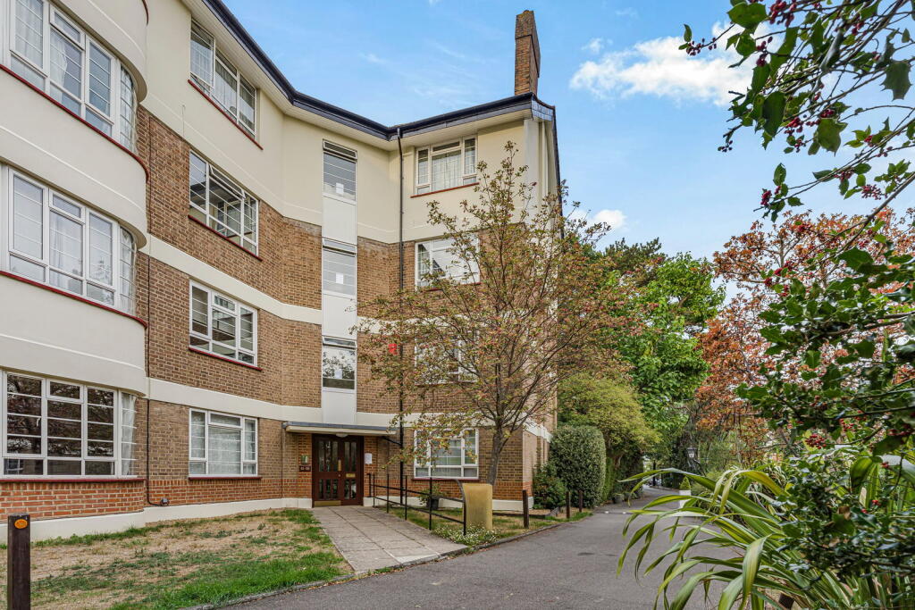 2-bed flat on Edge Hill, Wimbledon, SW19, £500,000