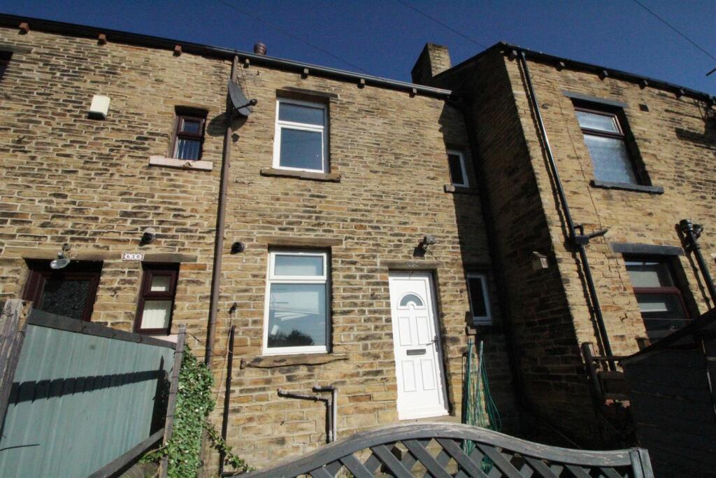 Main image of property: Cleckheaton Road, Low Moor, Bradford