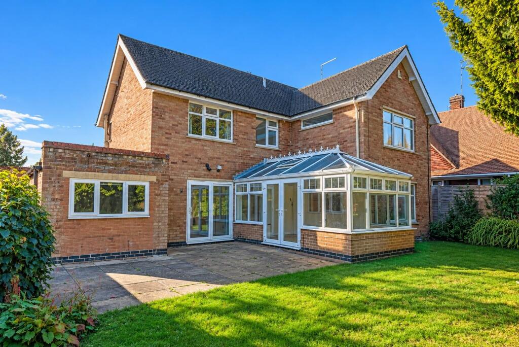 Chantry Close, Great Billing, Northampton photo 4
