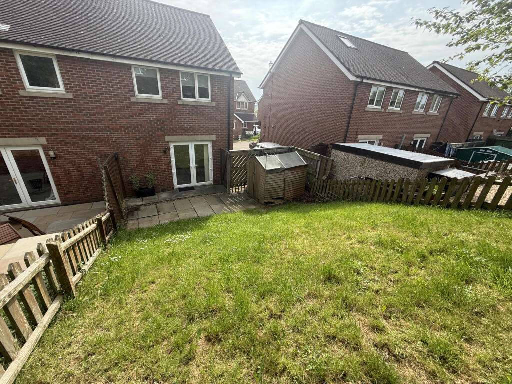 Butterworth Close, Wesham, PR4 photo 3