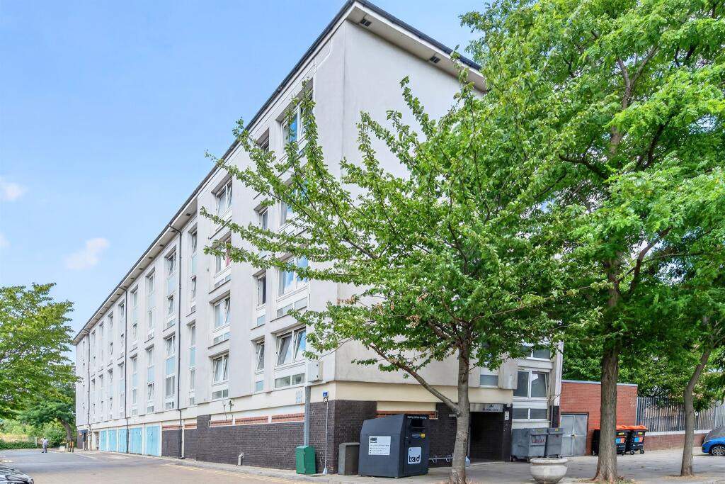 Main image of property: Queensdale Crescent, London