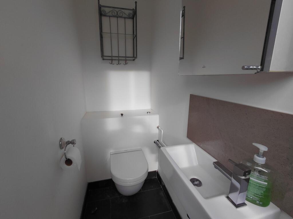 House in London - View 4