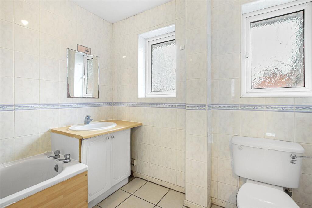 House in Bracknell - View 5