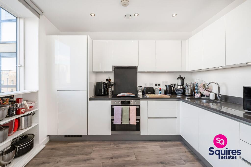 Apartment in London - View 4