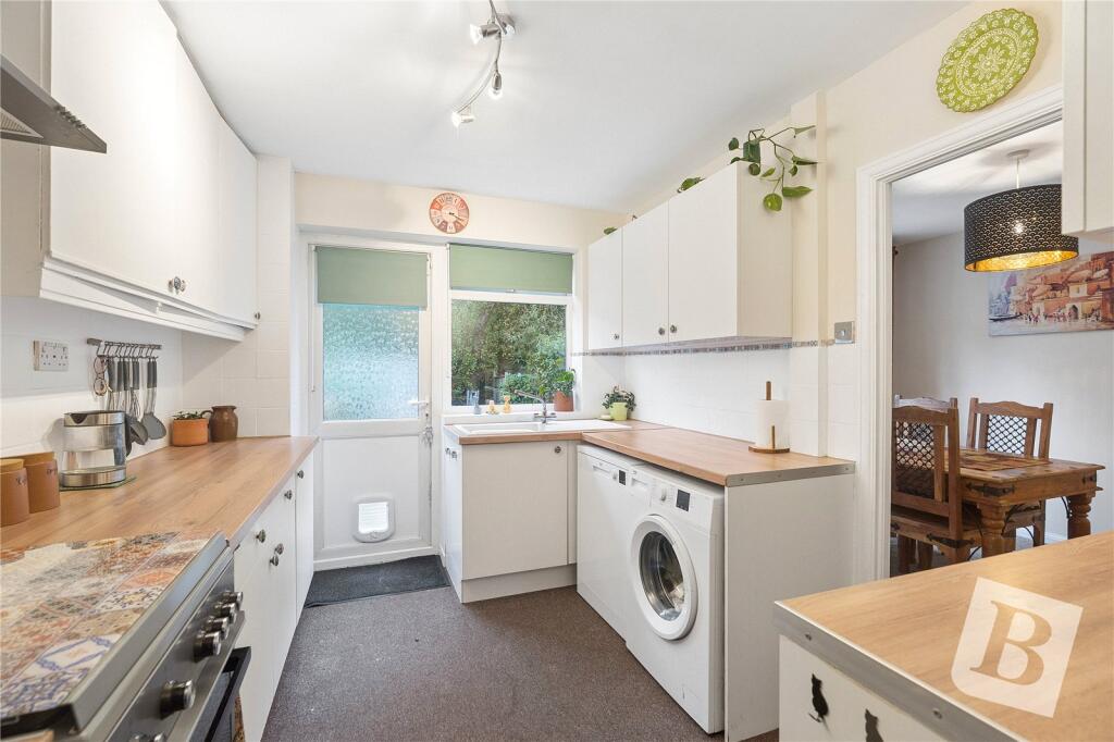 House in Brentwood, Pilgrims' Hatch - View 2