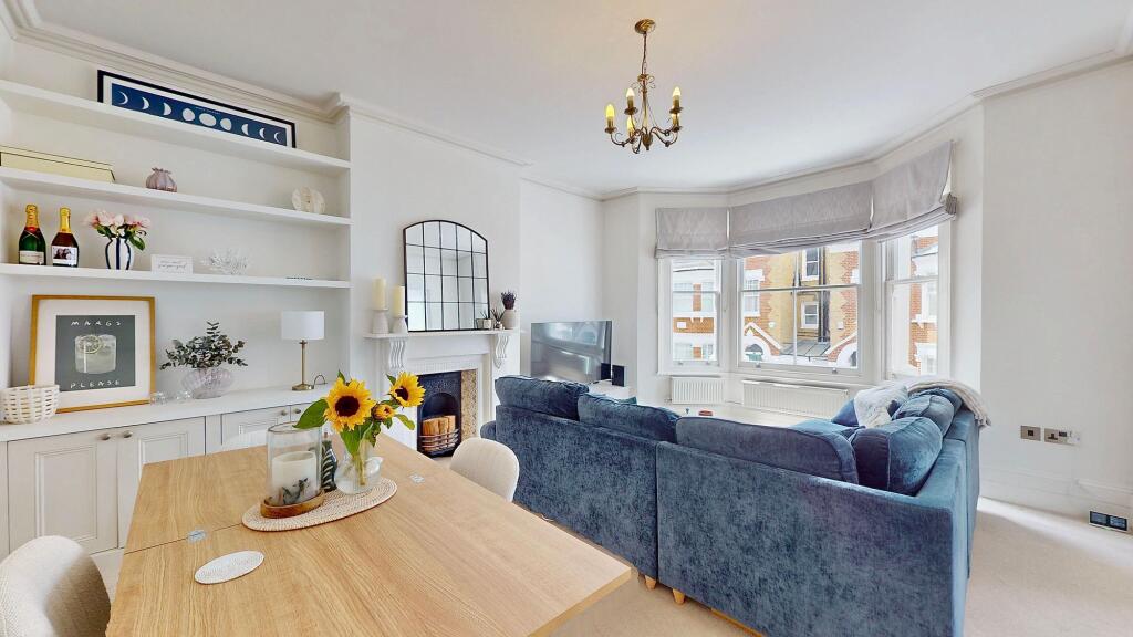 Apartment in Twickenham - View 2