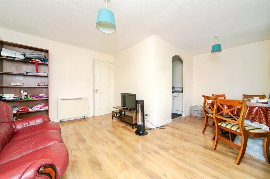 Apartment in Liverpool - More