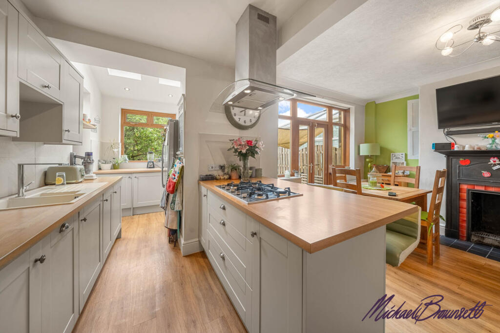 House in Bradford, West Yorkshire - View 5