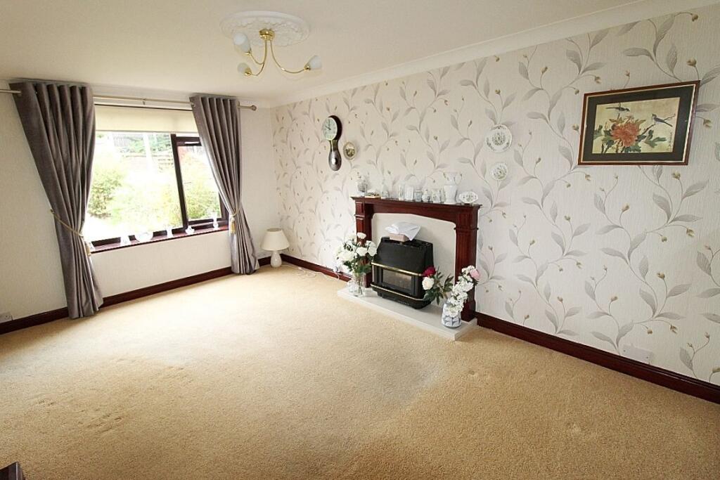 House in Rotherham, East Dene - View 4