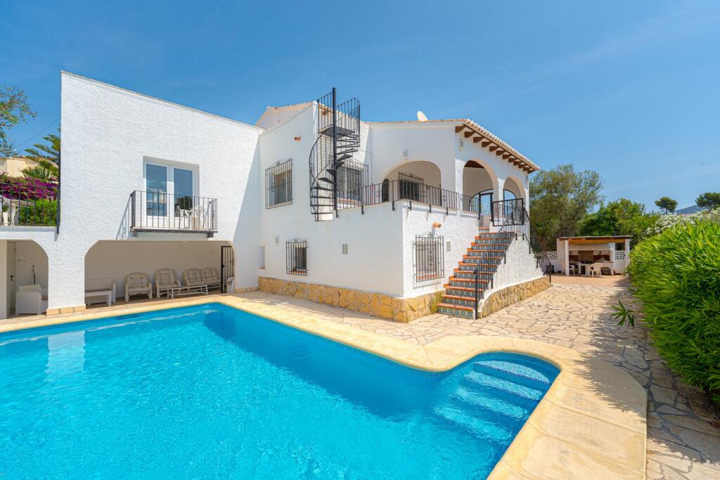 Main image of property: Valencia, Alicante, Moraira